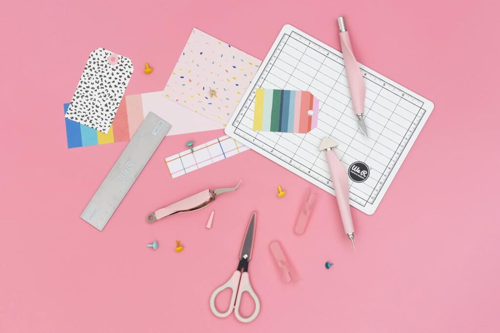 We R Memory Keepers - Pink Mini Tool Kit